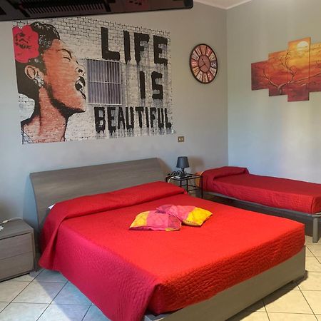 בראצ'יאנו Casa Vacanze La Stazione מראה חיצוני תמונה