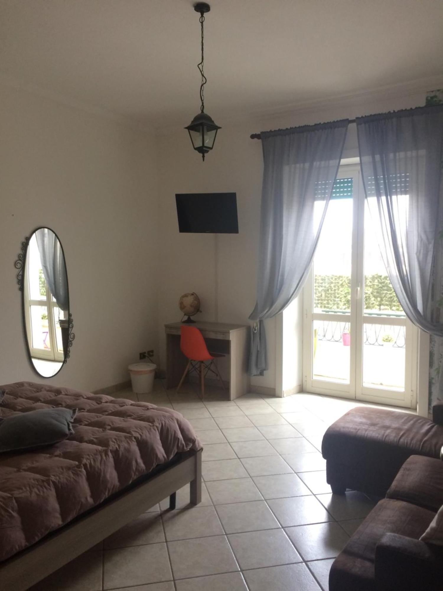 בראצ'יאנו Casa Vacanze La Stazione מראה חיצוני תמונה