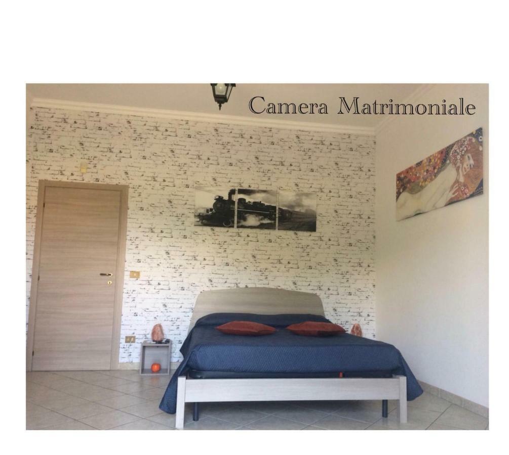 בראצ'יאנו Casa Vacanze La Stazione מראה חיצוני תמונה